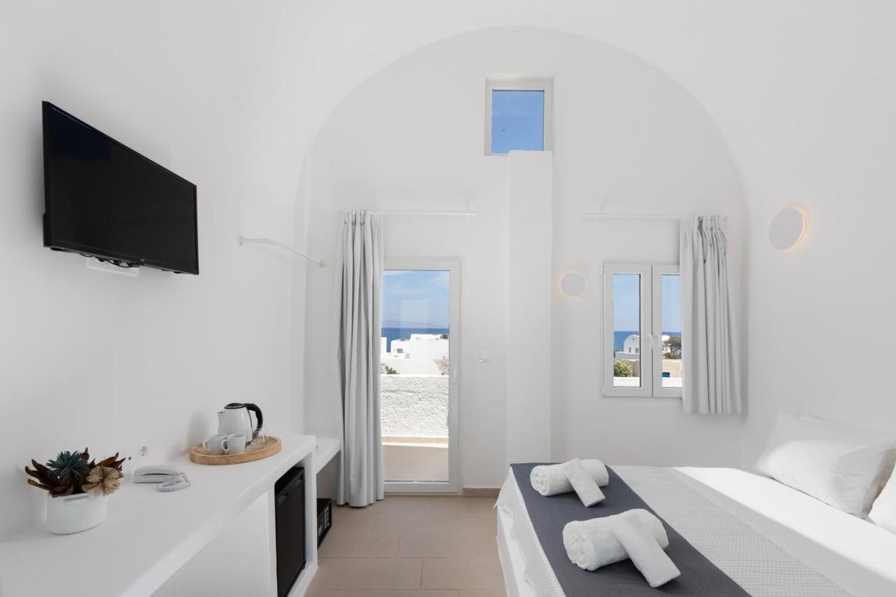 Voca Hotel & Suites Kamári Buitenkant foto